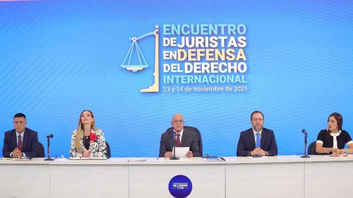 Rodríguez define como «grosero» el show de fuerza militar de EE. UU. en el Caribe