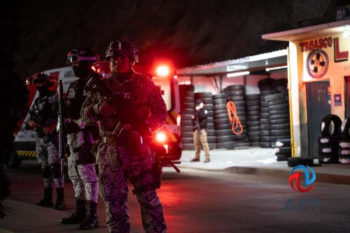 Disparan contra una llantera en la 3 de Octubre; hay un muerto y un herido