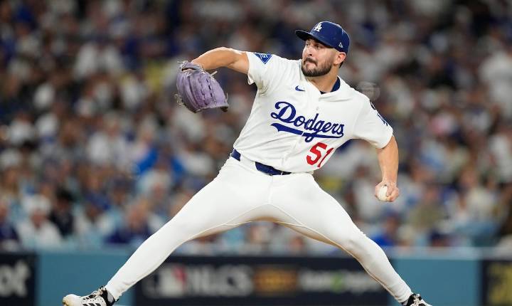 Alex Vesia se perdió jugar en la Serie Mundial debido al fallecimiento de su bebé