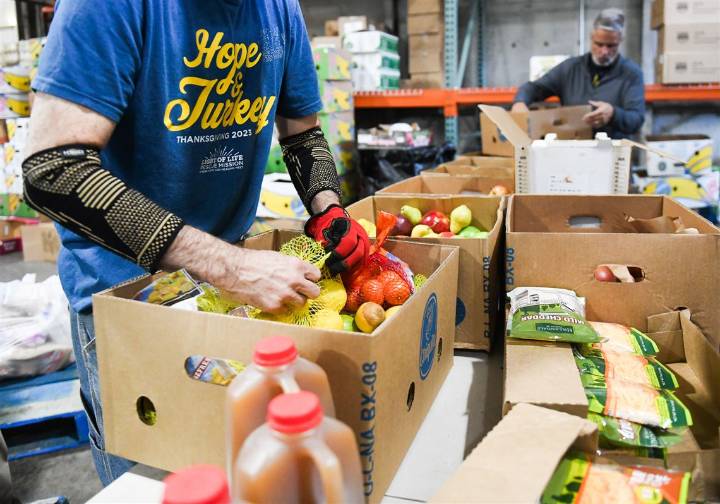 Trump administration orders states to pause paying full SNAP benefits