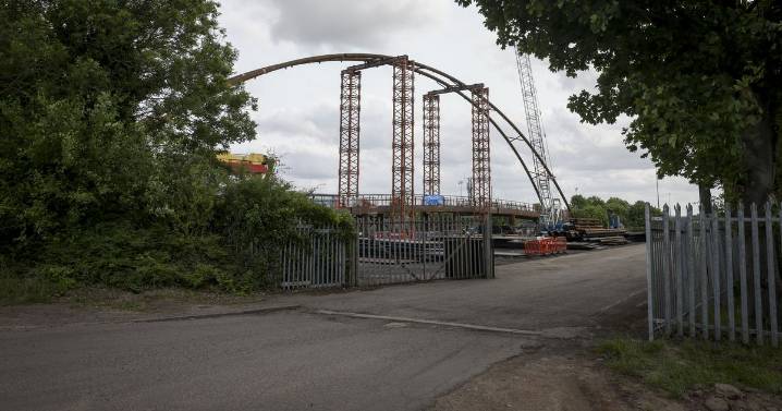 New River Trent bridge live updates as crane lifts new structure into place