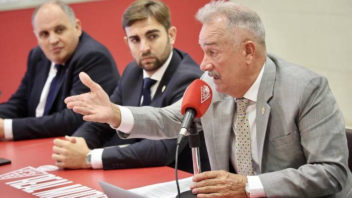 Real Murcia: Nuevo Plan de Reestructuración y Junta Extraordinaria el 2 de diciembre
