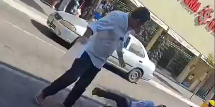 Funcionario municipal intenta golpear a diputado de Morena en Colima