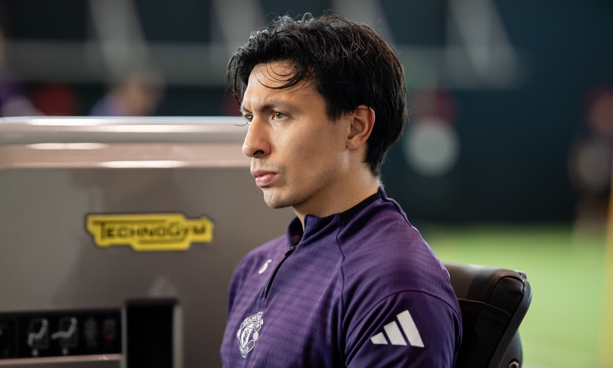 Lisandro Martinez nearing return to action as Man Utd make surprise decision