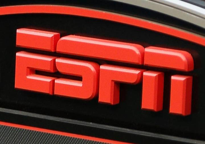 Buccaneers ESPN reporter Jenna Laine stepping away due to health issue