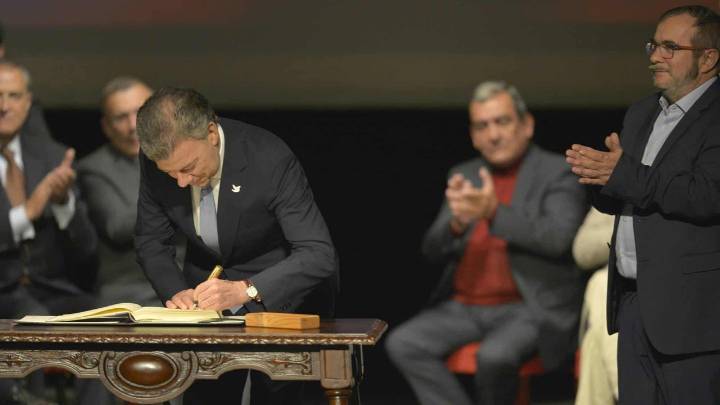 Más de 100 mil firmas buscan llevar a referendo el Acuerdo de Paz de La Habana