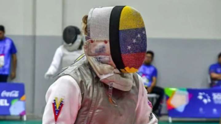 Dos platas y dos bronces en primer día de esgrima