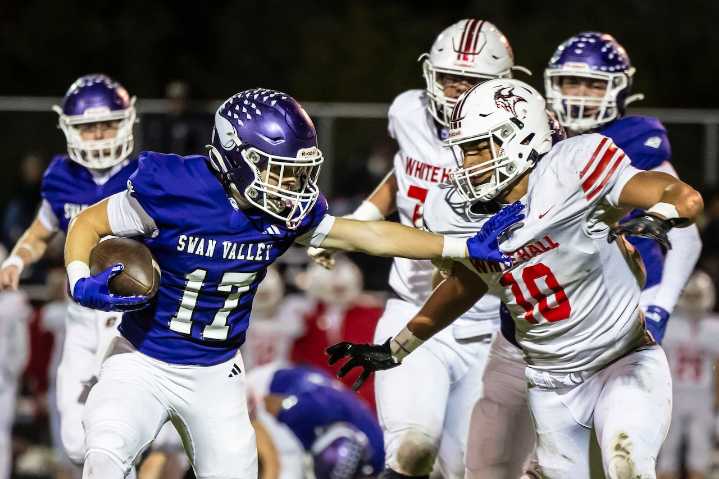 Muskegon-area football roundup: District drama yields heartbreak for four teams