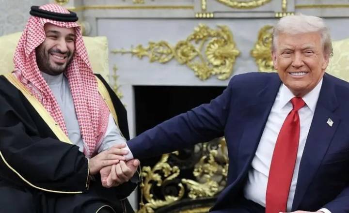 Trump dice que el príncipe heredero saudí "no sabía nada" del asesinato del periodista Jamal Khashoggi