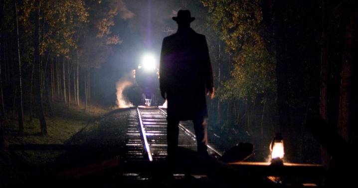 Roger Deakins on making more than 'pretty pictures,' plus the best movies to see this week