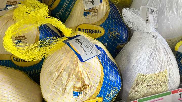 What grocery stores will be closed on Thanksgiving…