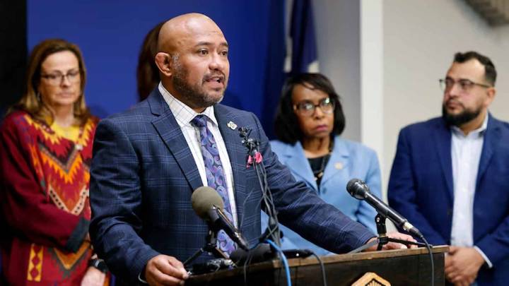 Leader of Dallas' largest police union placed on leave in internal affairs probe