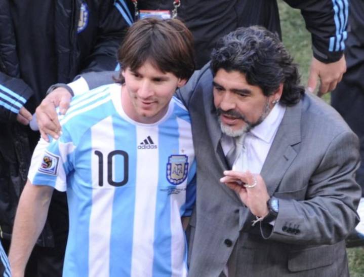 Messi homenajeó a Maradona en redes sociales