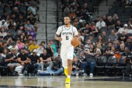 Report: Spurs standout Stephon Castle (hip) sidelined