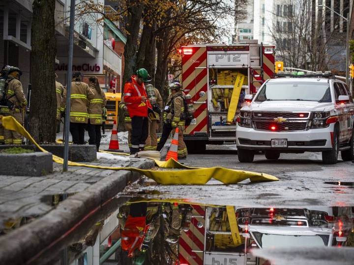 Elgin Street blocked as firefighters converge on downtown building