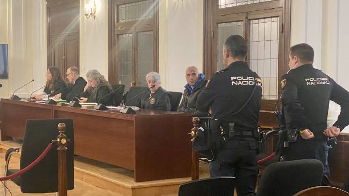 Los okupas de León acusados de tirar desde un quinto piso a un amigo declaran que no querían matarlo