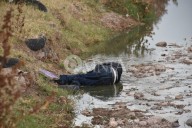 Localizan cuerpo en descomposición en arroyo de la Quinta Arboleda