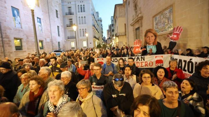 Els col·lectius d’Acord Social convoquen una protesta davant de les Corts en la investidura de Llorca