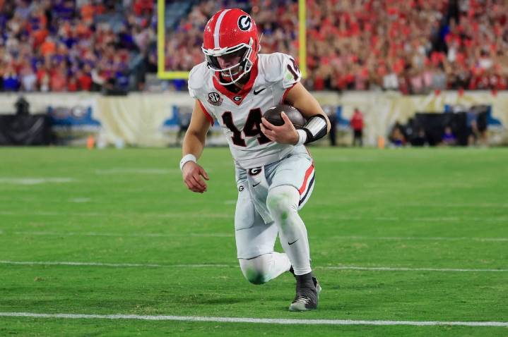 Deadspin | Arch, Gunner center stage in Texas-Georgia SEC showdown in Athens