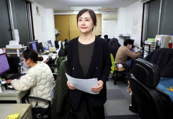 Japan counts cost of China's travel boycott as tensions flare