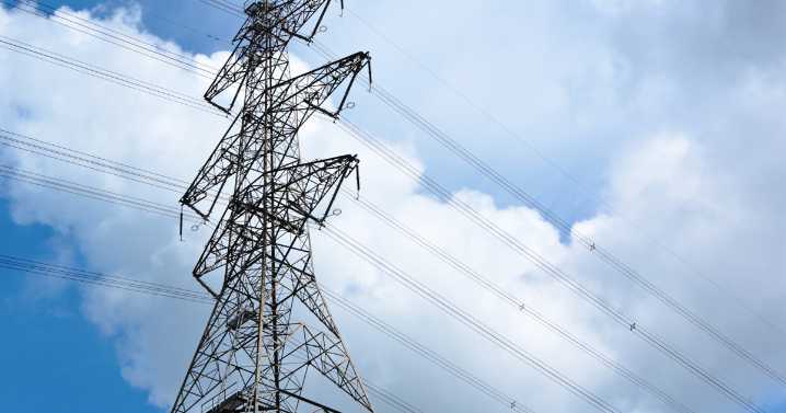 Hundreds of Avista customers near Colville without power