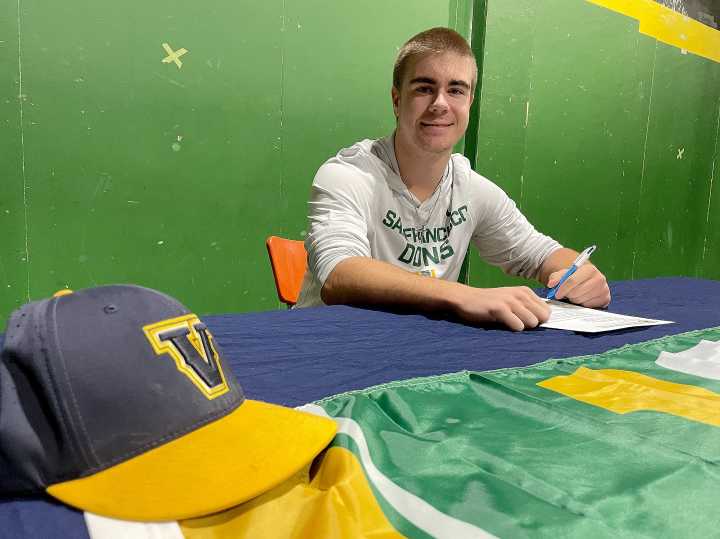 Gabriel Larocque does Sudbury Voyageurs proud, signs with NCAA program