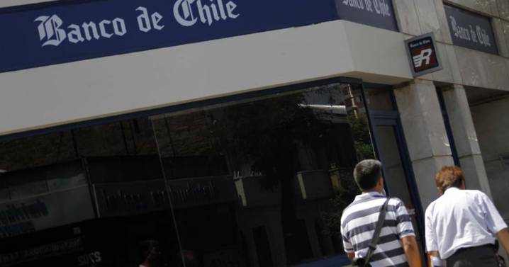 Suprema respalda a la CMF y confirma multa a Banco de Chile por dar créditos a deudores de pensiones de alimentos