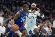 Hornets dominan a los Bucks y rompen su racha de derrotas