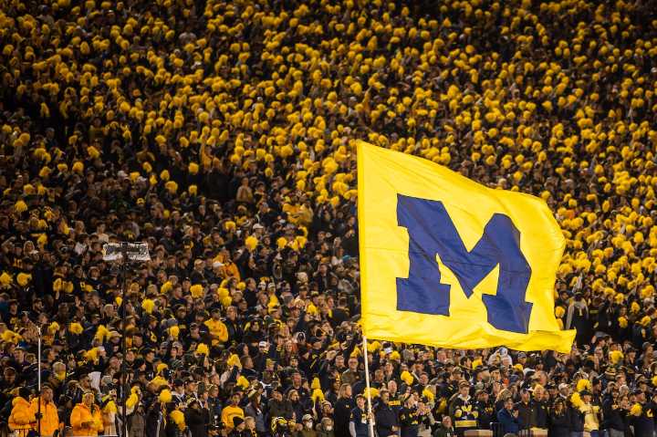 Michigan football flips 4-star cornerback just before signing day