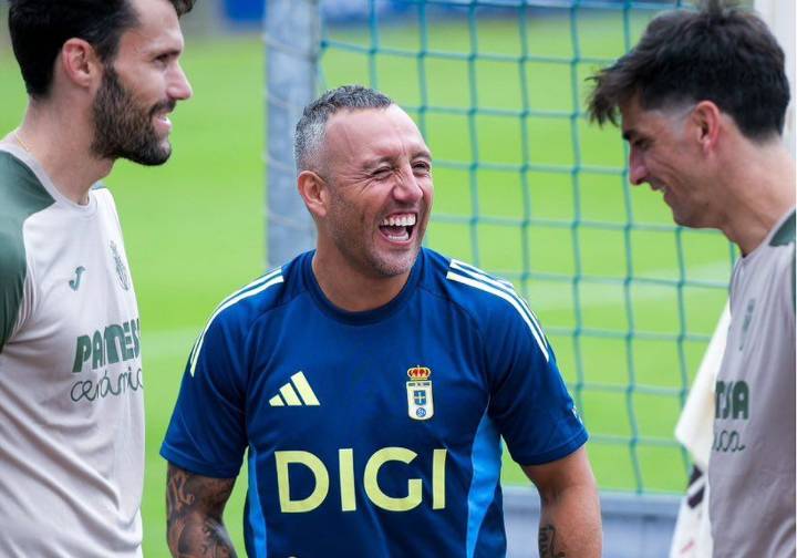 El Banco de Alimentos, a por 300.000 kilos de comida, con Santi Cazorla como ariete