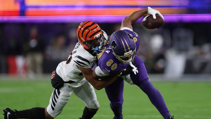 Isaiah Likely fumbles through end zone, Bengals get field goal for 9