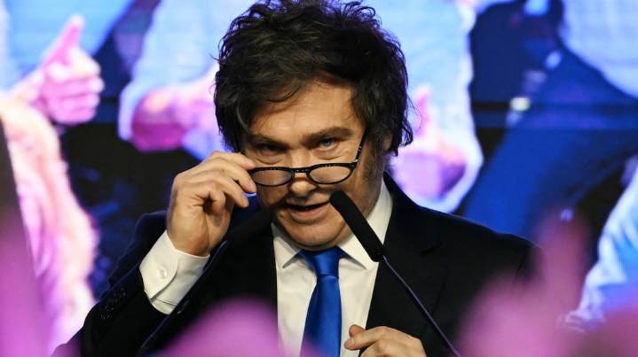 Con un tuit, Javier Milei respaldó a Estudiantes en la disputa con la AFA