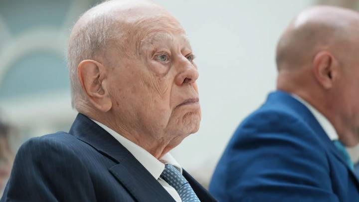 Oriol Pujol asegura que su padre quiere declarar en el juicio, pero que ir a Madrid durante seis meses puede ser "mortal"