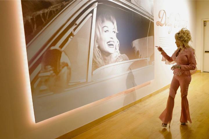 Why Dolly Parton’s 1983 Owensboro Shows Were Suddenly Canceled