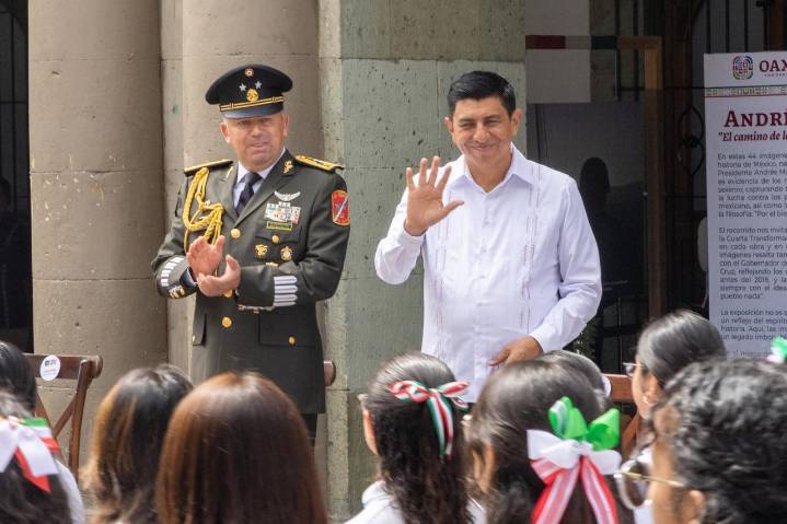 Aplican cierres viales por desfile cívico