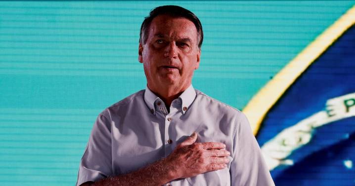 Bolsonaro atribuye manipulación de tobillera a “paranoia” por medicamentos tras nueva detención