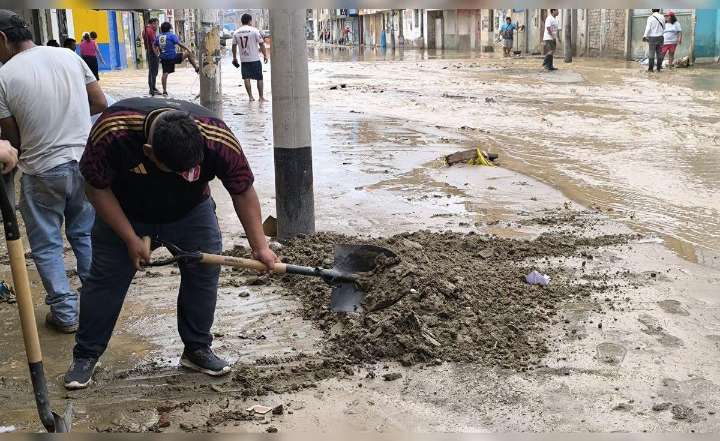Senamhi declara alerta roja por posibles huaicos este 12 y 13 de noviembre: estas son las regiones afectadas