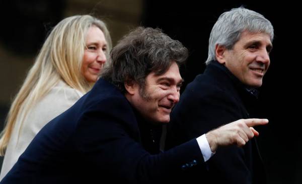 Riesgo país por encima de 650: el mercado espera señales sobre el futuro del plan económico