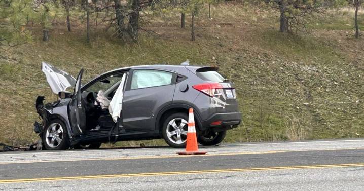 TRAFFIC ALERT: Head-on crash kills man, closes eastbound Highway 904