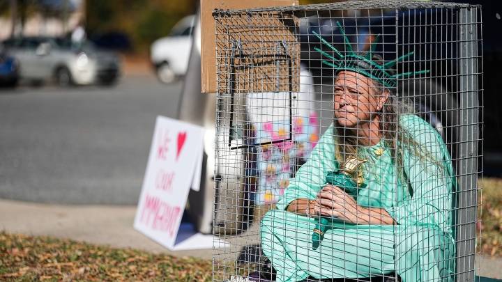 Federal immigration agents will expand enforcement action in North Carolina to Raleigh, mayor says