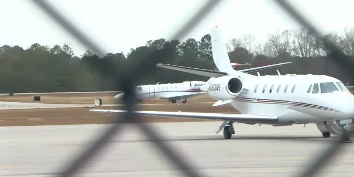 WATCH: Newly named Auburn coach Alex Golesh arrives at AU Airport
