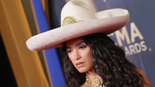 2025 CMA Awards: The best red carpet fashion from Country Music's Biggest Night