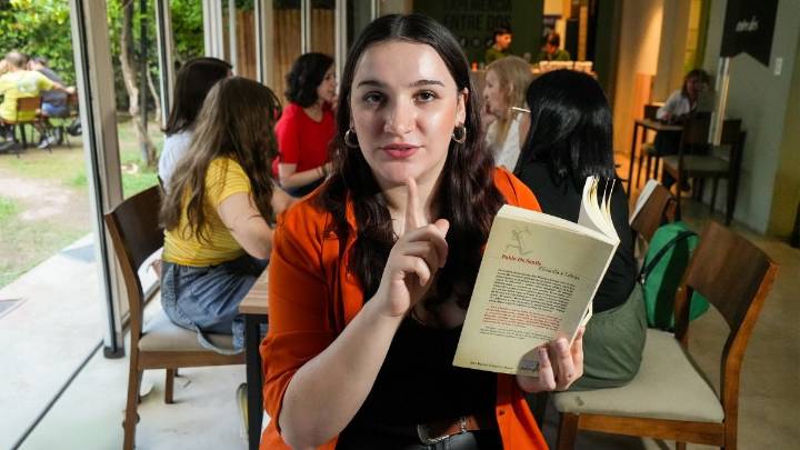 El movimiento global de lectura silenciosa llegó a Mendoza y este fin de semana se instala en plaza Independencia