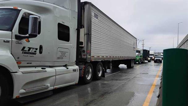 Suspenden bloqueo por baja exportación