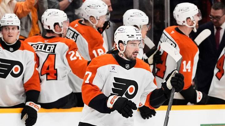 Konecny and Vladar lead Flyers to 3-1 win over Predators