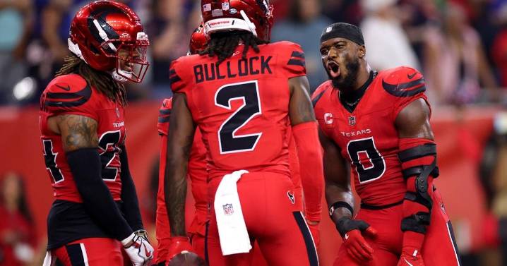 Referee carted off field with injury as Texans’ defense roughs up Buffalo Bills to give Houston big upset win