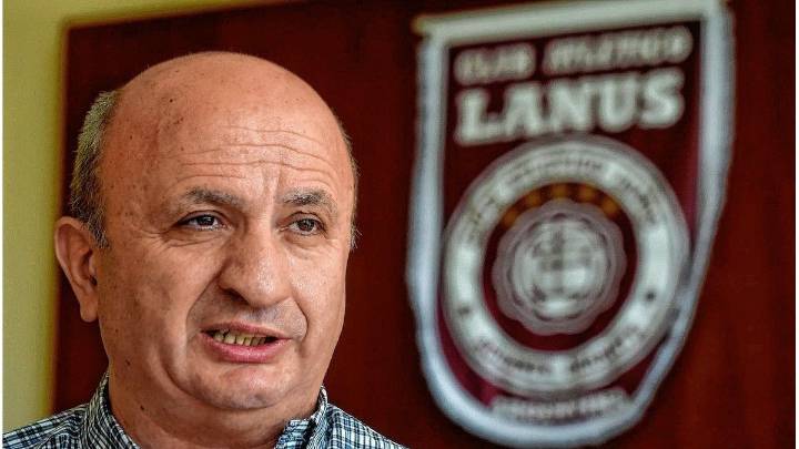 El presidente de Lanús cuestionó el polémico pasillo de Estudiantes a Rosario Central