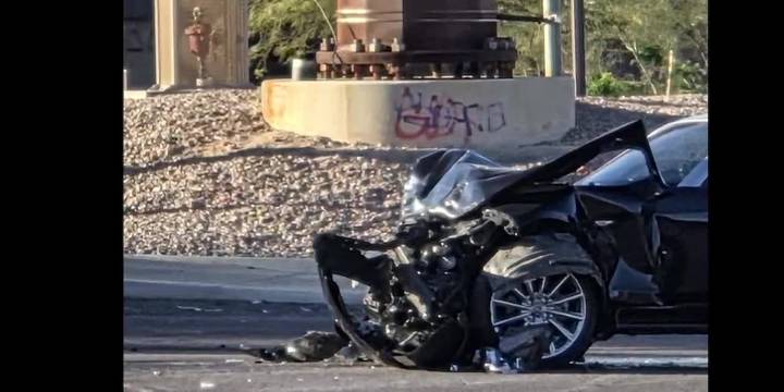 Crash shuts down part of Orange Grove