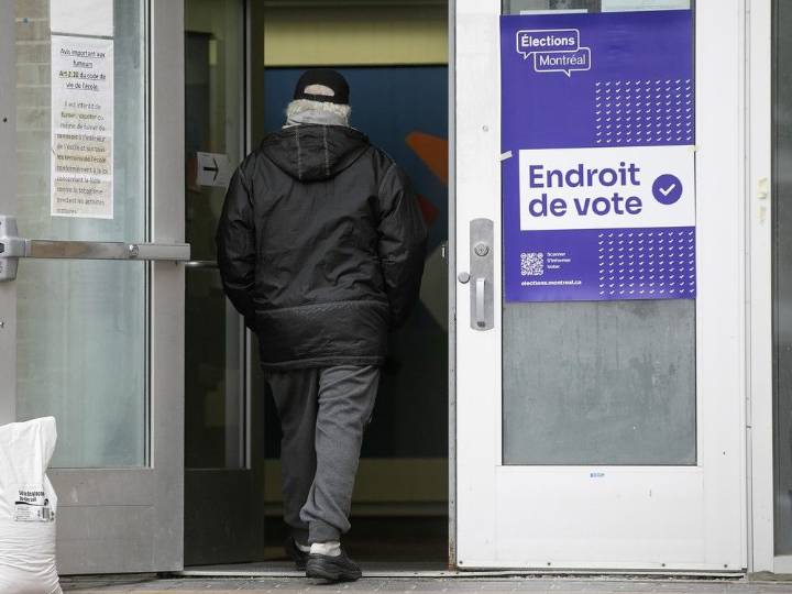 Montreal's voter turnout was only 37% this municipal election. What's behind the decline?