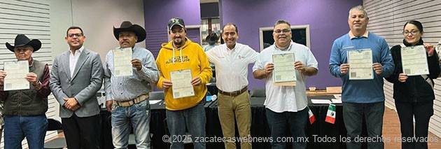 PEPE SALDÍVAR  LLEVA FERIA DE SERVICIOS A COMUNIDAD GUADALUPENSE EN FORT WORTH, TEXAS